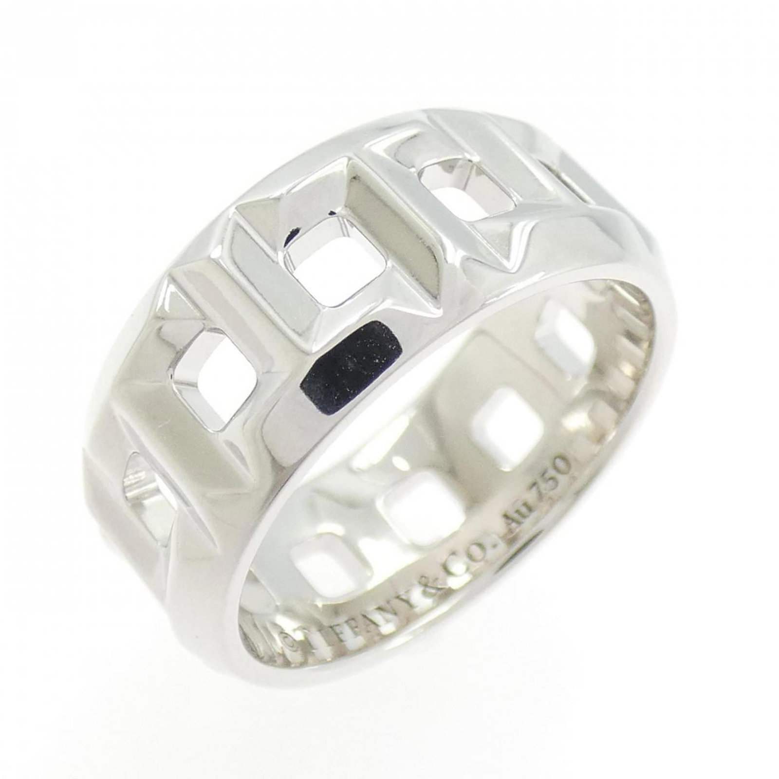 Tiffany Band Ring White Gold (18K): Tiffany Band Ring White Gold (18K) A beautiful 18K white gold band ring from Tiffany, featuring a sleek design that adds a touch of elegance to any outfit. With its durable construction and classic