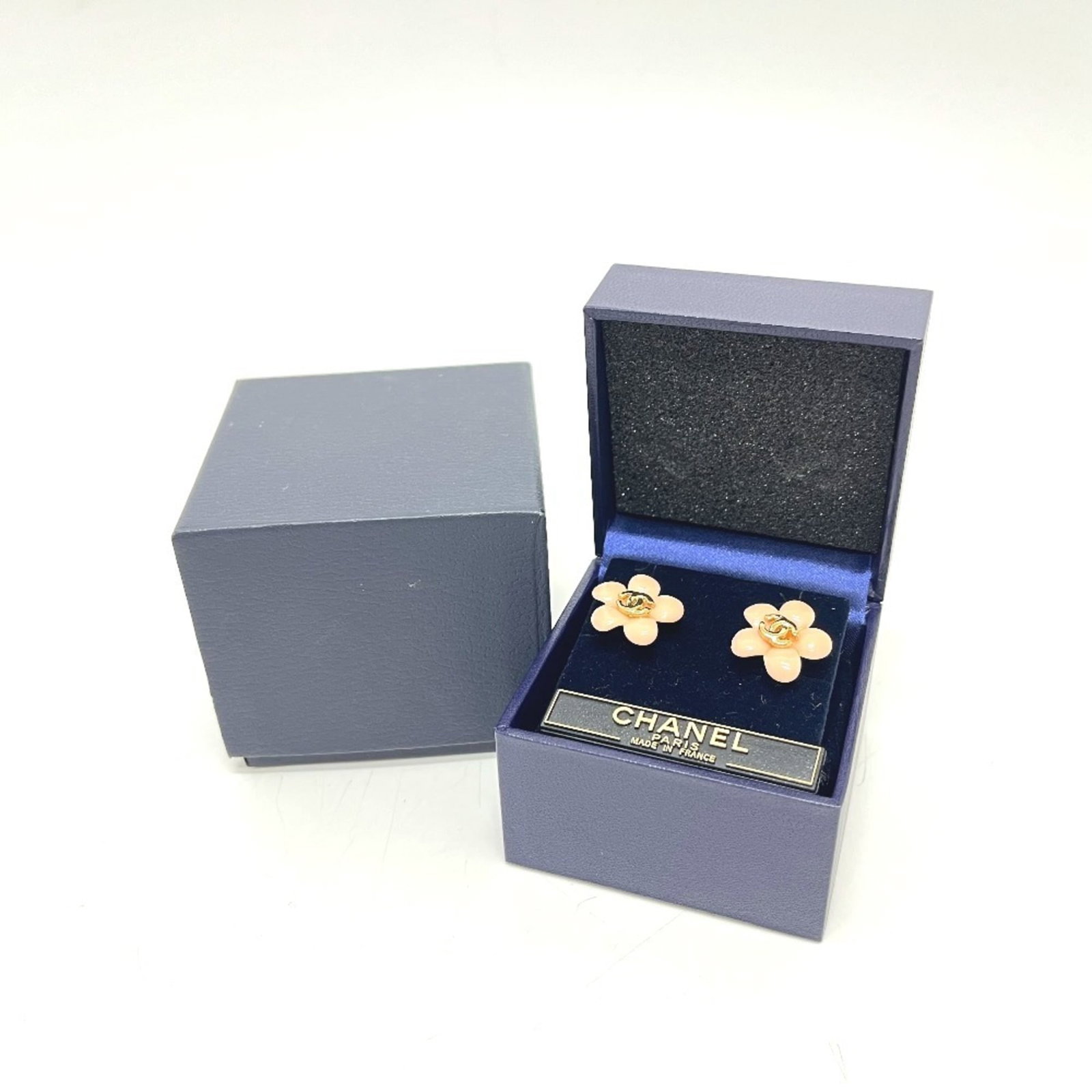 Chanel metal earrings plastic - 6