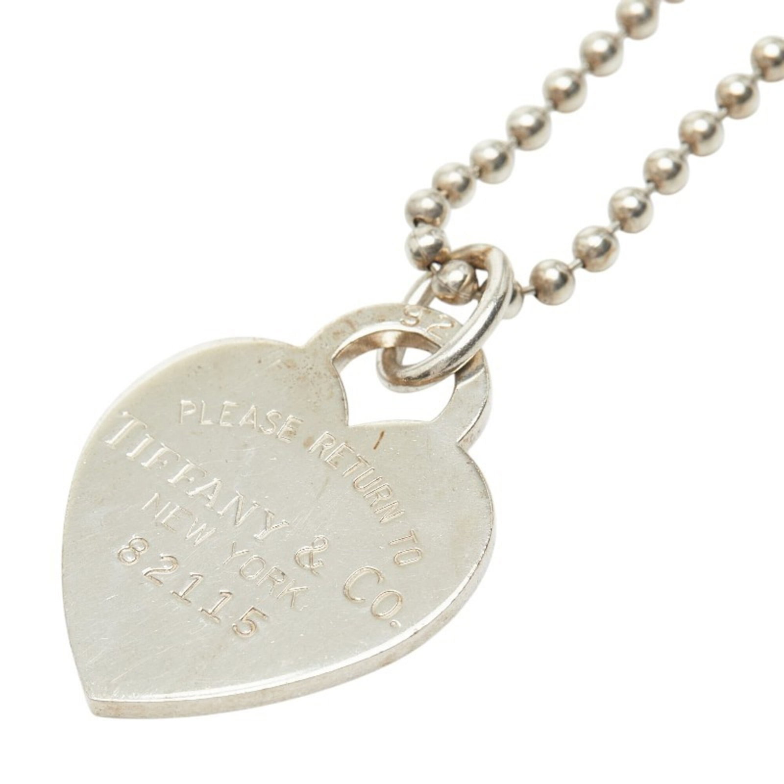 Tiffany & Co. Return to Heart Tag Pendant Necklace, Ball Chain, SV925 Silver, Women's.: Tiffany & Co. Return to Heart Tag Pendant Necklace, Ball Chain, SV925 Silver, Women's. A delicate Tiffany & Co. Return to Heart Tag Pendant Necklace in sterling silver (925) awaits you. This elegant