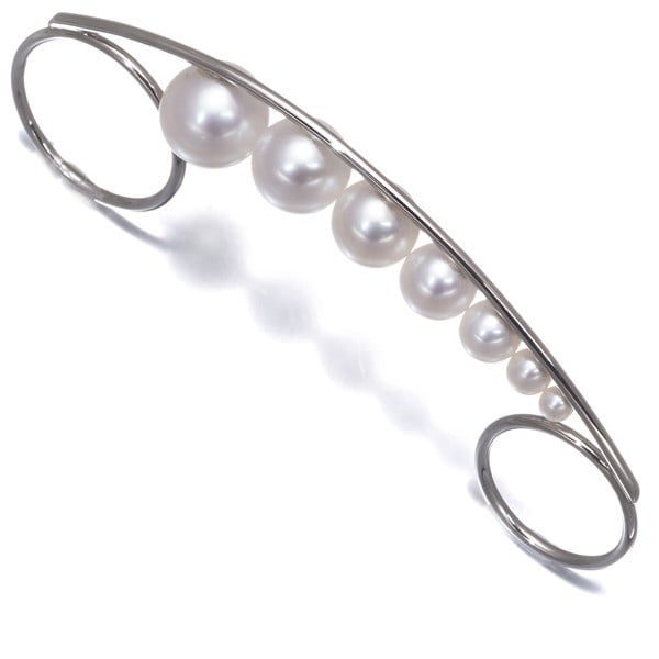 Tasaki Ring Freshwater Pearl M/ G 2-Finger Us4-4.25/ Us7.75 Pd 950: Tasaki Ring Freshwater Pearl M/ G 2-Finger Us4-4.25/ Us7.75 Pd 950 A stunning Tasaki ring showcases a beautiful freshwater pearl, set in a striking palladium metal band. Crafted with 950 purity for