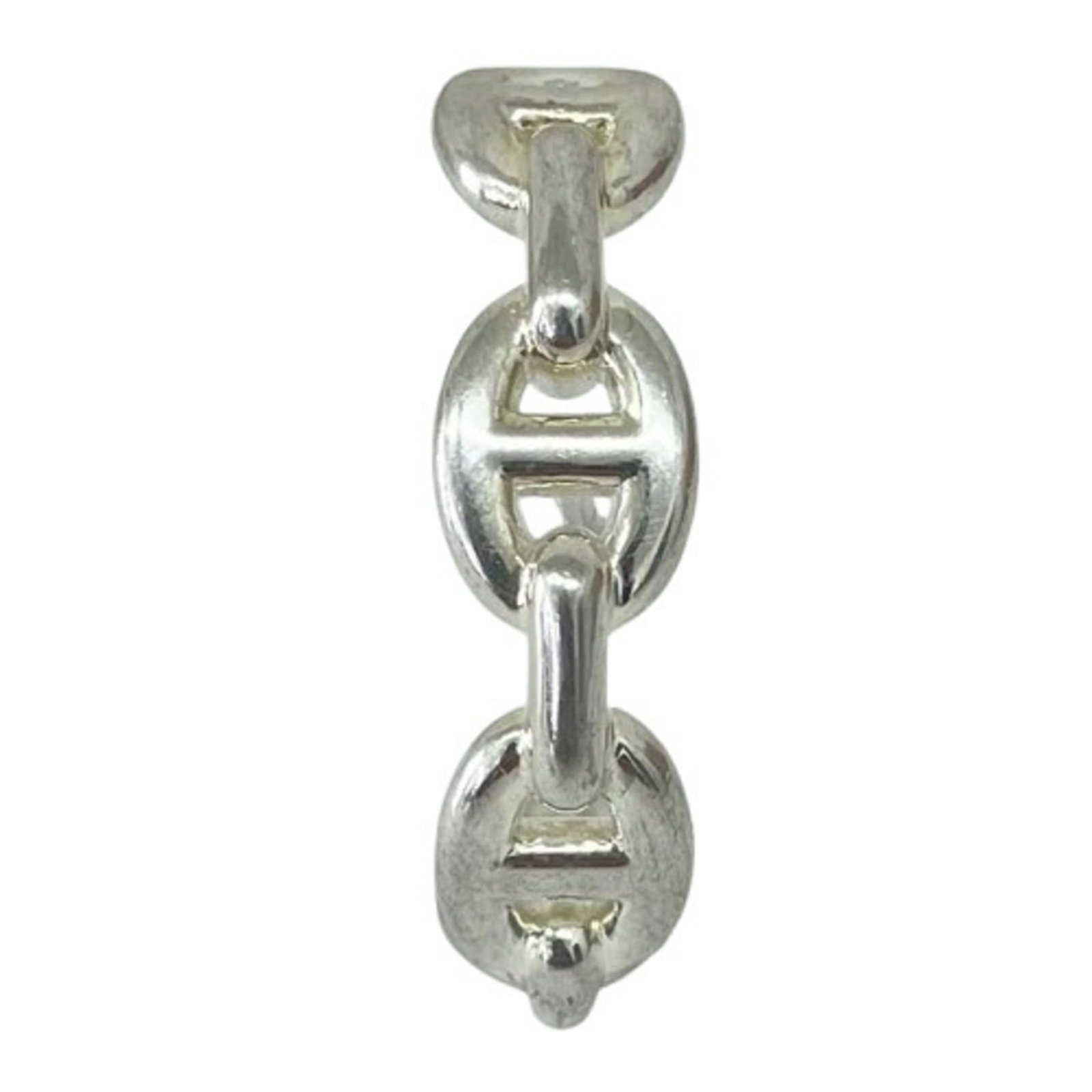 Hermes stud earrings in silver 925.: Hermes stud earrings in silver 925. Elevate your everyday look with these pre-owned Hermes stud earrings in silver 925. Featuring the iconic brand's signature style, these delicate studs showcase a su