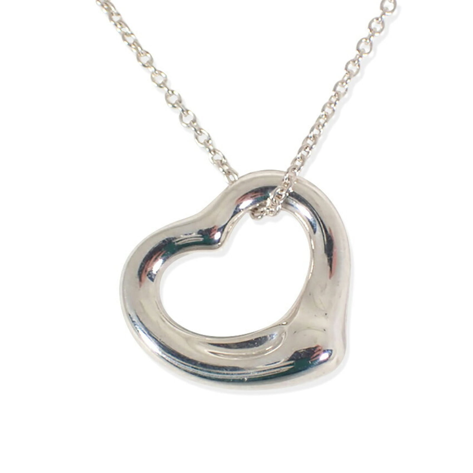Tiffany necklace heart pendant: Tiffany necklace heart pendant A sterling silver Tiffany necklace heart pendant with a 41cm adjustable neck circumference, featuring a 14.5mm x 16mm pendant that measures 0.57'' x 0.62''. This used