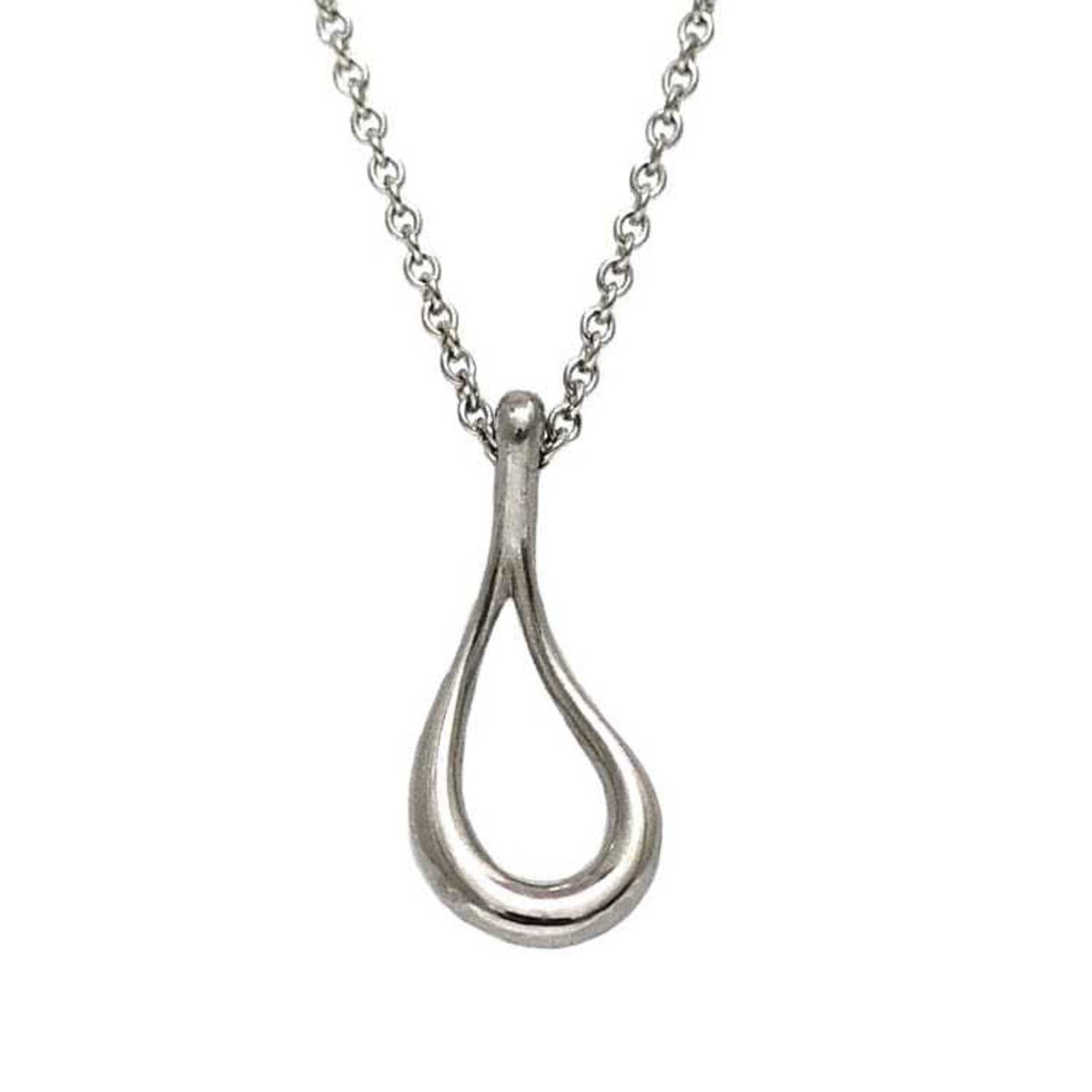 Tiffany Teardrop Necklace ec-21085 Silver Elsa Peretti Ag 925 TIFFANY&Co. Women's: Tiffany Teardrop Necklace ec-21085 Silver Elsa Peretti Ag 925 TIFFANY&Co. Women's Elegant and sophisticated, this Tiffany & Co. Teardrop Necklace is a timeless piece of silver jewelry featuring the