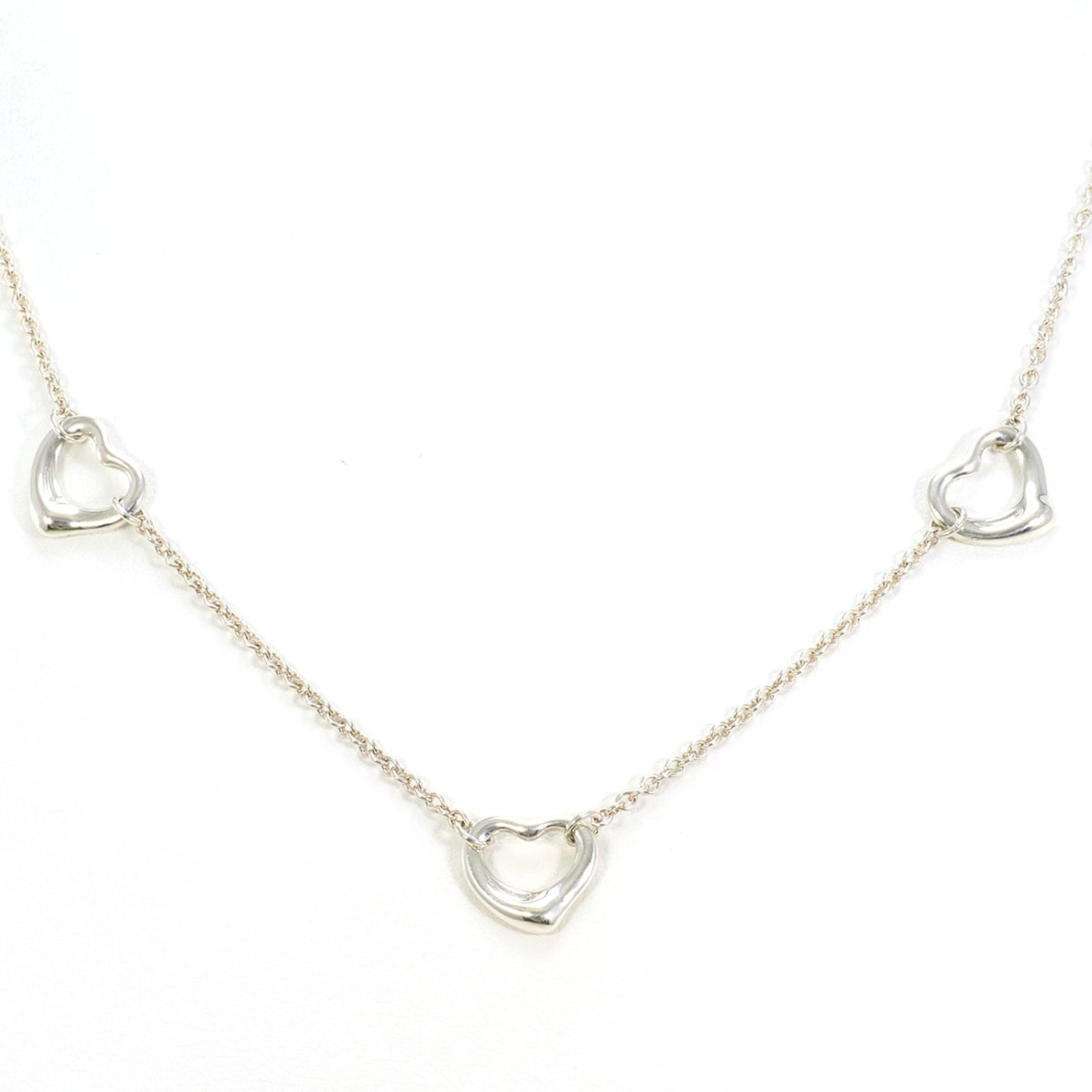 Tiffany & Co. Triple Open Heart Silver Necklace, Total Weight 4.0g, 41cm, Jewelry (1 of 6)