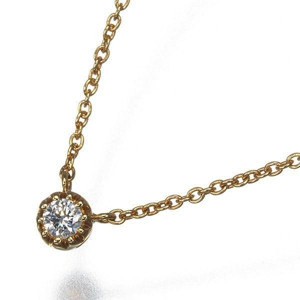 Star Jewelry Necklace Diamond 0.05Ct Solitaire 18K 750 Yellow Gold: Star Jewelry Necklace Diamond 0.05Ct Solitaire 18K 750 Yellow Gold Elegant simplicity is at the heart of this 18k yellow gold solitaire diamond necklace from STAR JEWELRY, featuring a natural 0.05ct
