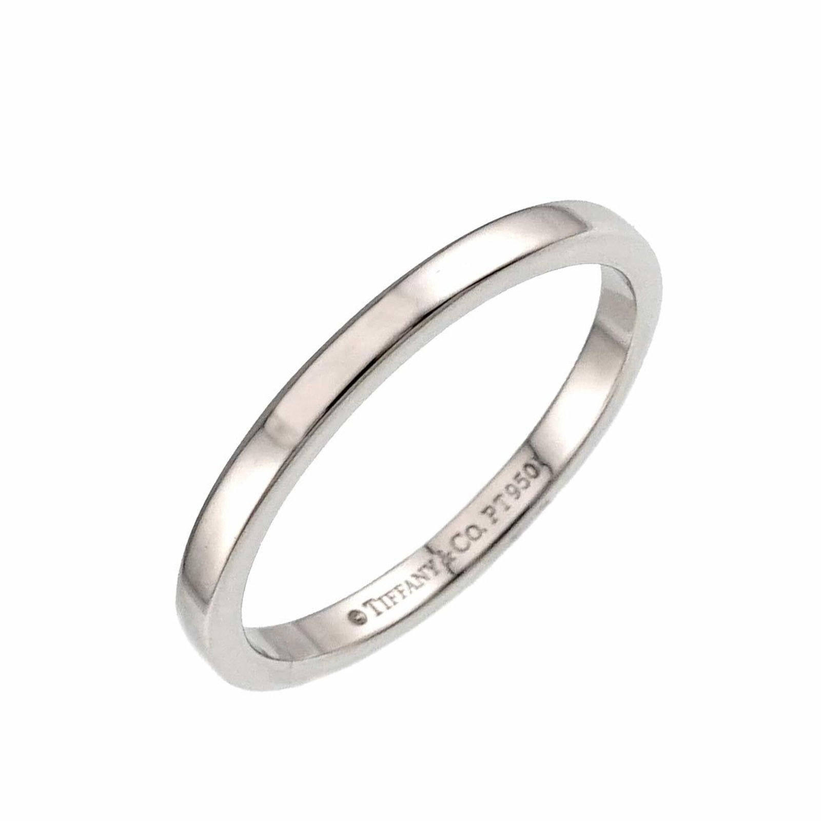 Tiffany Band Ring Platinum 950: Tiffany Band Ring Platinum 950 A luxurious platinum band ring from Tiffany & Co., this 950 platinum piece boasts sleek design and premium materials, making it a standout accessory for any woman's