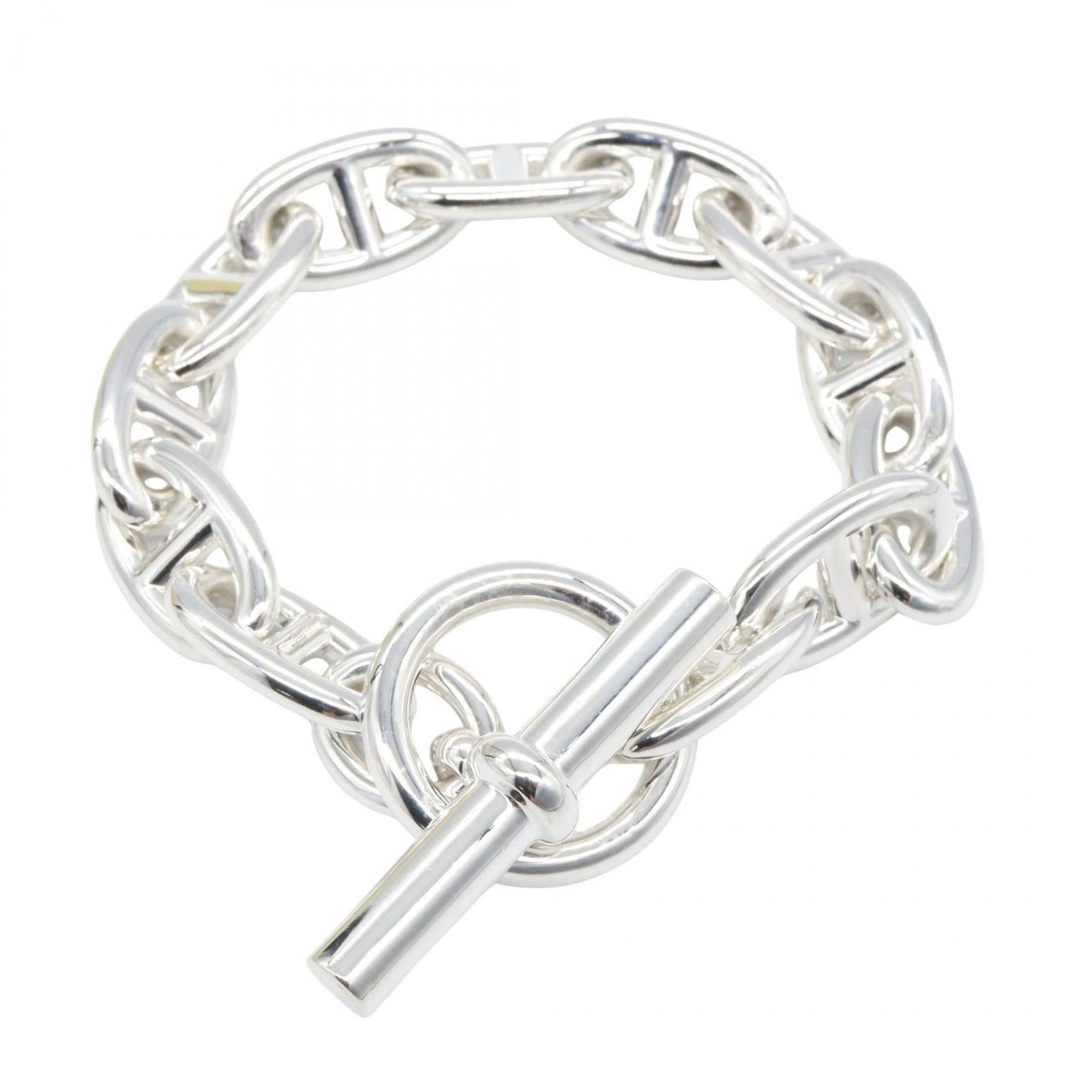 Hermes Charm Bracelet Silver 925: Hermes Charm Bracelet Silver 925 A delicate silver 925 charm bracelet from Hermes, featuring a sleek and modern design that adds a touch of sophistication to any outfit. With its durable construction