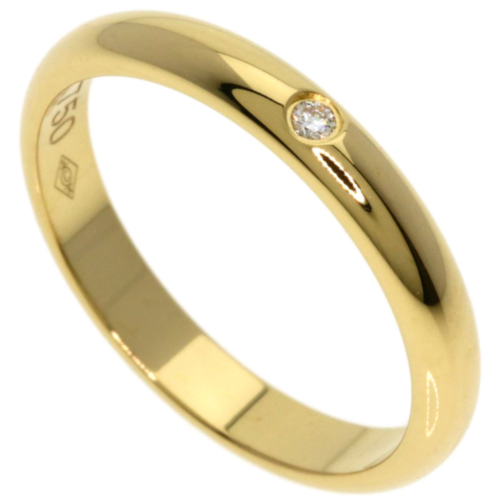 Cartier gold yellow ring band: Cartier gold yellow ring band A beautiful Cartier yellow gold band ring, featuring a delicate 18K yellow gold construction and adorned with a diamond stone. With a slender 2.6mm width and US size 3.5