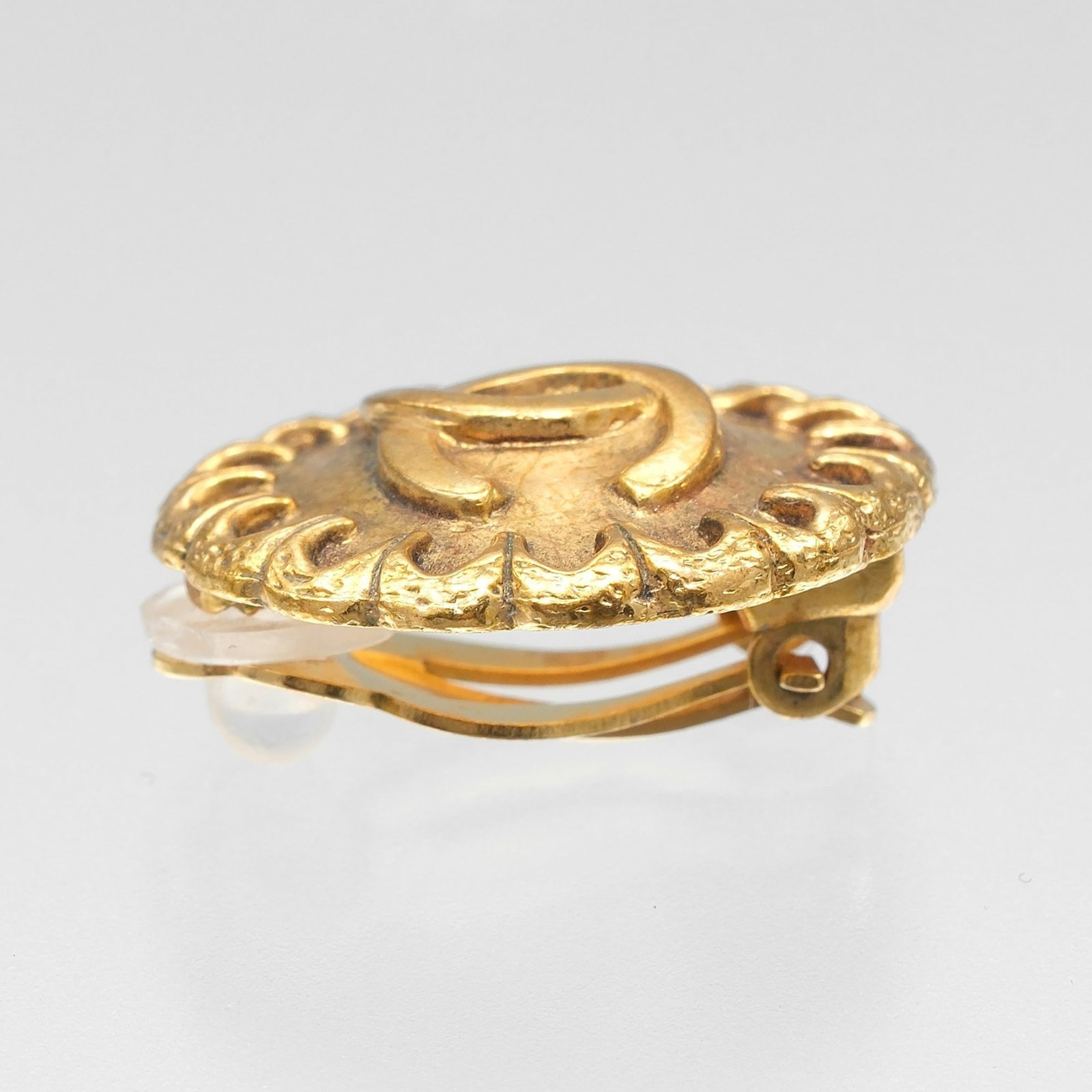 Earrings by Chanel - 7