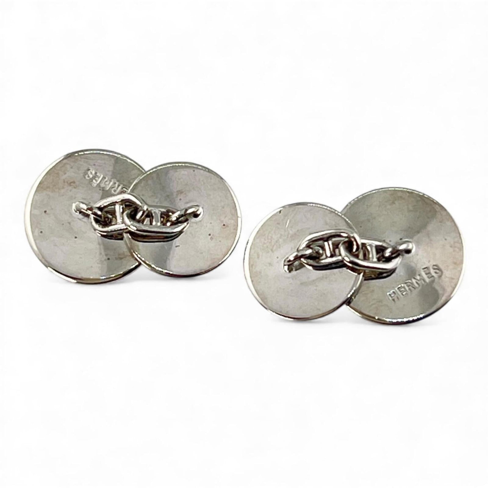 Hermes is a button with enamel. - 2