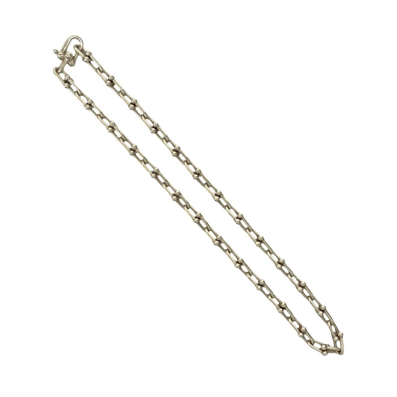 TIFFANY&Co. Tiffany HardWear Small Link Necklace, Sterling Silver 925 Chain Choker, 24722: TIFFANY&Co. Tiffany HardWear Small Link Necklace, Sterling Silver 925 Chain Choker, 24722 A delicate Tiffany&Co. necklace with sterling silver 925 chain, featuring a small link design and adjustable