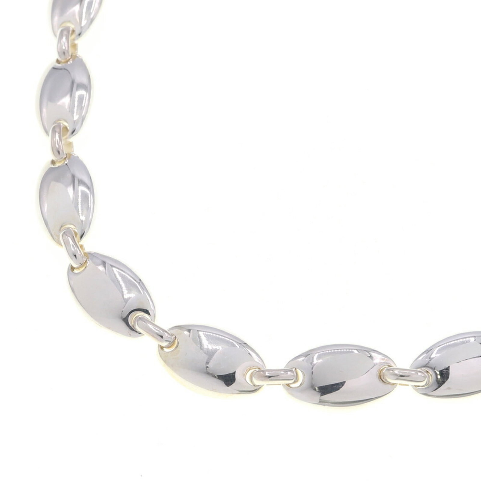 Tiffany Necklace Peggle Choker SV Sterling Silver 925 Pendant Women's TIFFANY & CO: Tiffany Necklace Peggle Choker SV Sterling Silver 925 Pendant Women's TIFFANY & CO A stunning Tiffany & Co. sterling silver necklace featuring the iconic TIFFANY & CO pendant, this choker is adorned