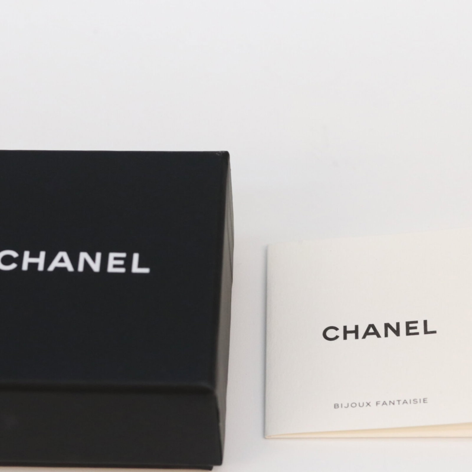 Chanel Stud Earrings Plastic - 6