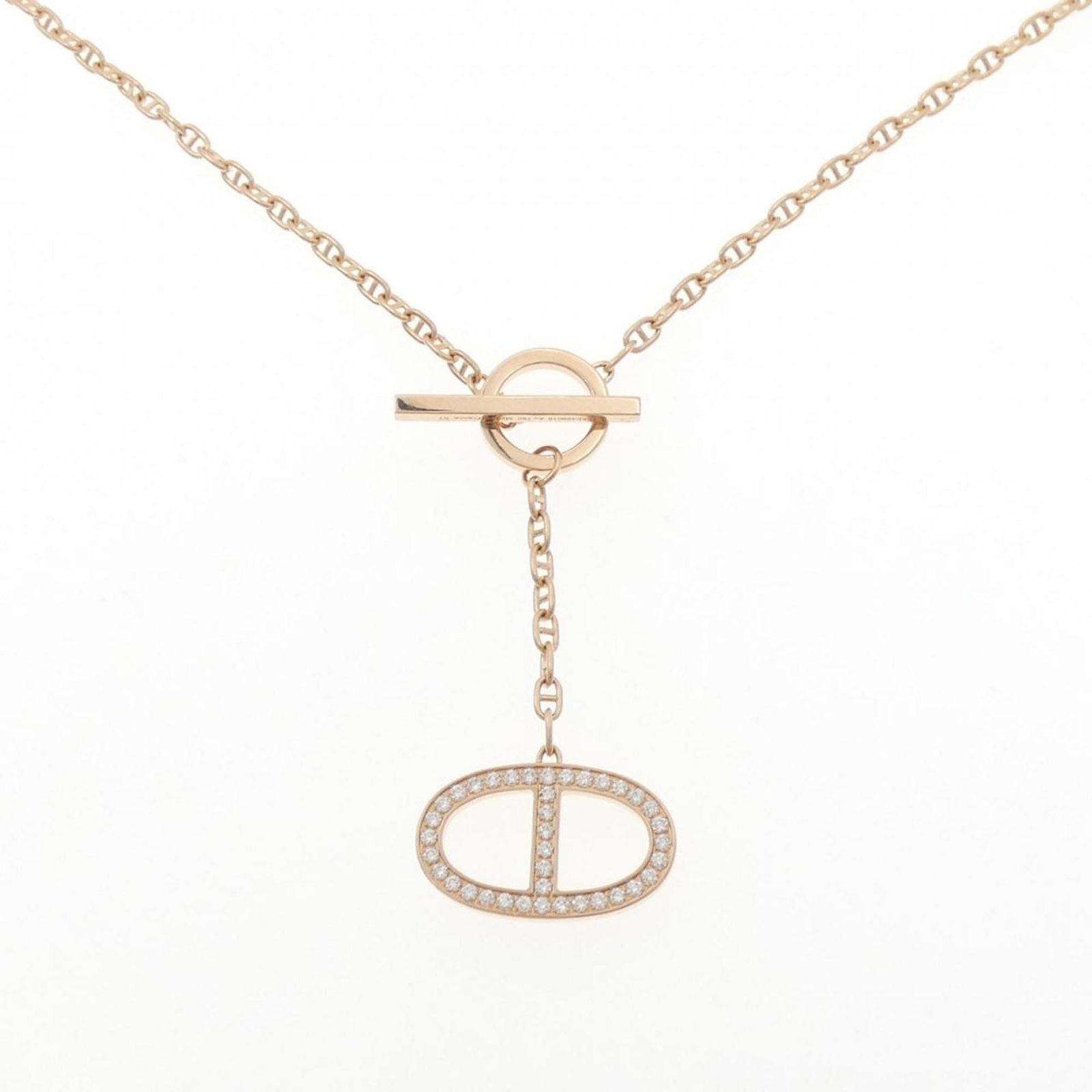 Hermes Chaine d'Ancre is a contour necklace.: Hermes Chaine d'Ancre is a contour necklace. A stunning 18K pink gold contour necklace from Hermes, adorned with a diamond pendant, adds a touch of elegance to any outfit. The delicate design and