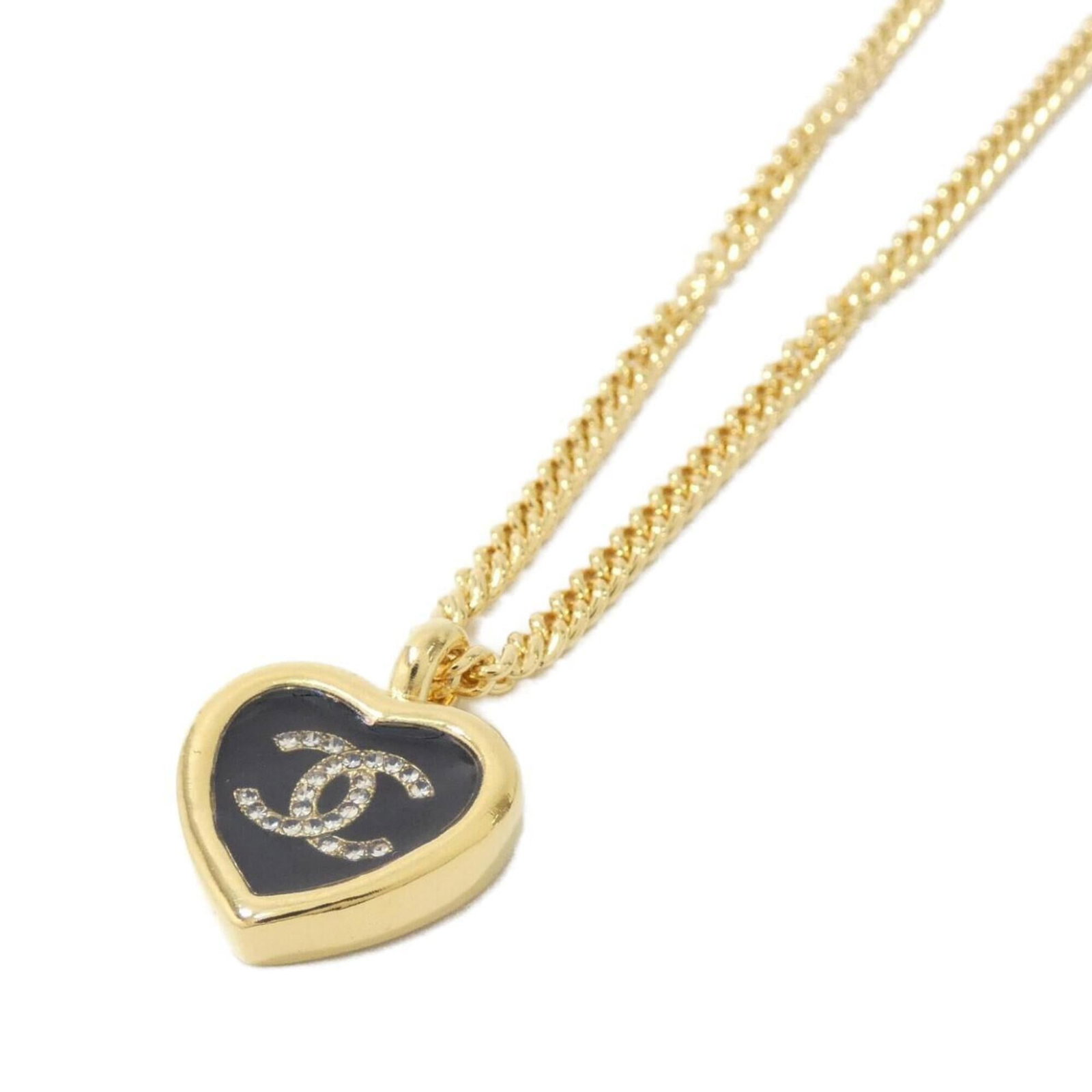 Chanel ABG318 Necklace: Chanel ABG318 Necklace A sleek and sophisticated Chanel necklace, this black gold chain necklace boasts a striking crystal pendant in a 15mm x 15mm setting. Measuring approximately 40-45cm in length,
