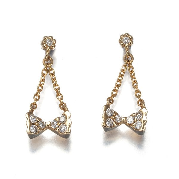 Ponte Vecchio Earrings Diamond 0.04Ct/ 0.04Ct Ribbon 18K 750 Rose Gold: Ponte Vecchio Earrings Diamond 0.04Ct/ 0.04Ct Ribbon 18K 750 Rose Gold Elevate your style with these stunning 18k rose gold stud earrings featuring two natural diamonds, each measuring 0.04ct. Set in