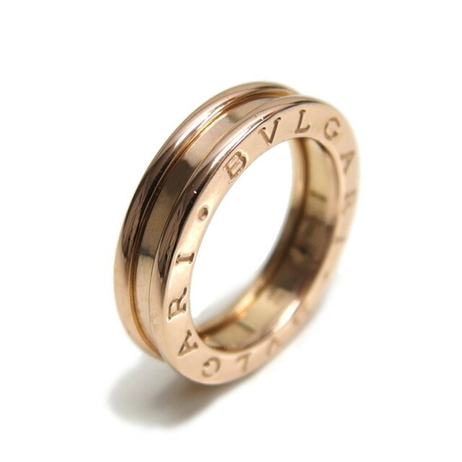 Bvlgari pink gold band ring.: Bvlgari pink gold band ring. A luxurious Bvlgari pink gold band ring in excellent condition, featuring 18K pink gold and a few subtle signs of wear from past use. The ring showcases its elegant