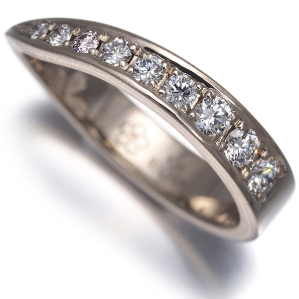 Mokumeganeya Ring Pink &Clear Diamond Textured Us5-5.25 18K Wg/ Rg/ Silver: Mokumeganeya Ring Pink &Clear Diamond Textured Us5-5.25 18K Wg/ Rg/ Silver Experience the elegance of Mokumeganeya's 18k white gold ring, featuring a stunning pink and clear diamond set in a textured