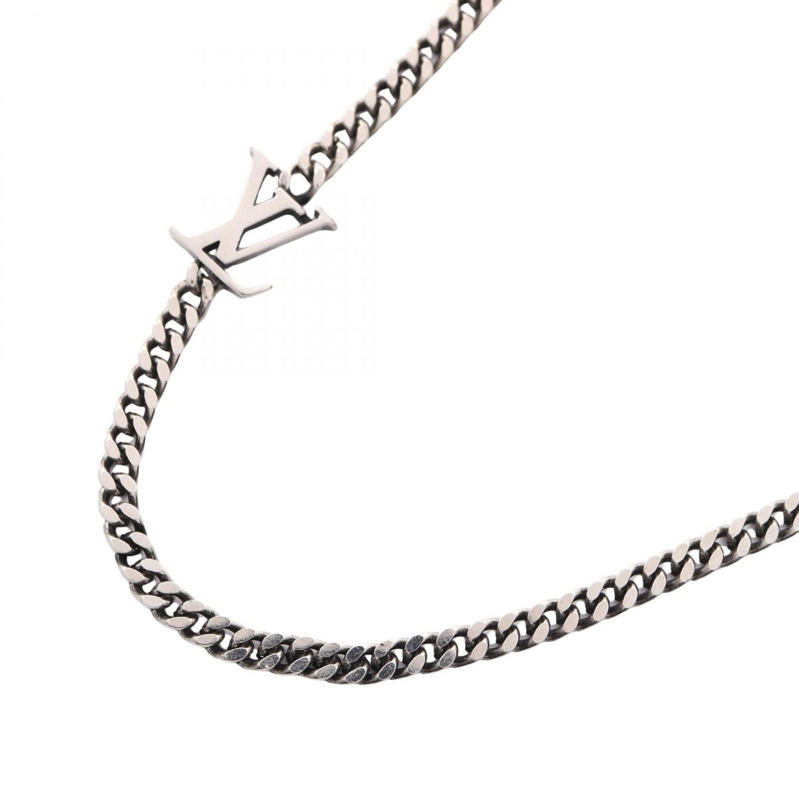 Louis Vuitton LV Yours Chain Necklace, Stainless Steel, Silver Tone, Women's, M03148: Louis Vuitton LV Yours Chain Necklace, Stainless Steel, Silver Tone, Women's, M03148 Elevate your style with this Louis Vuitton LV Yours Chain Necklace, featuring a sleek stainless steel design in