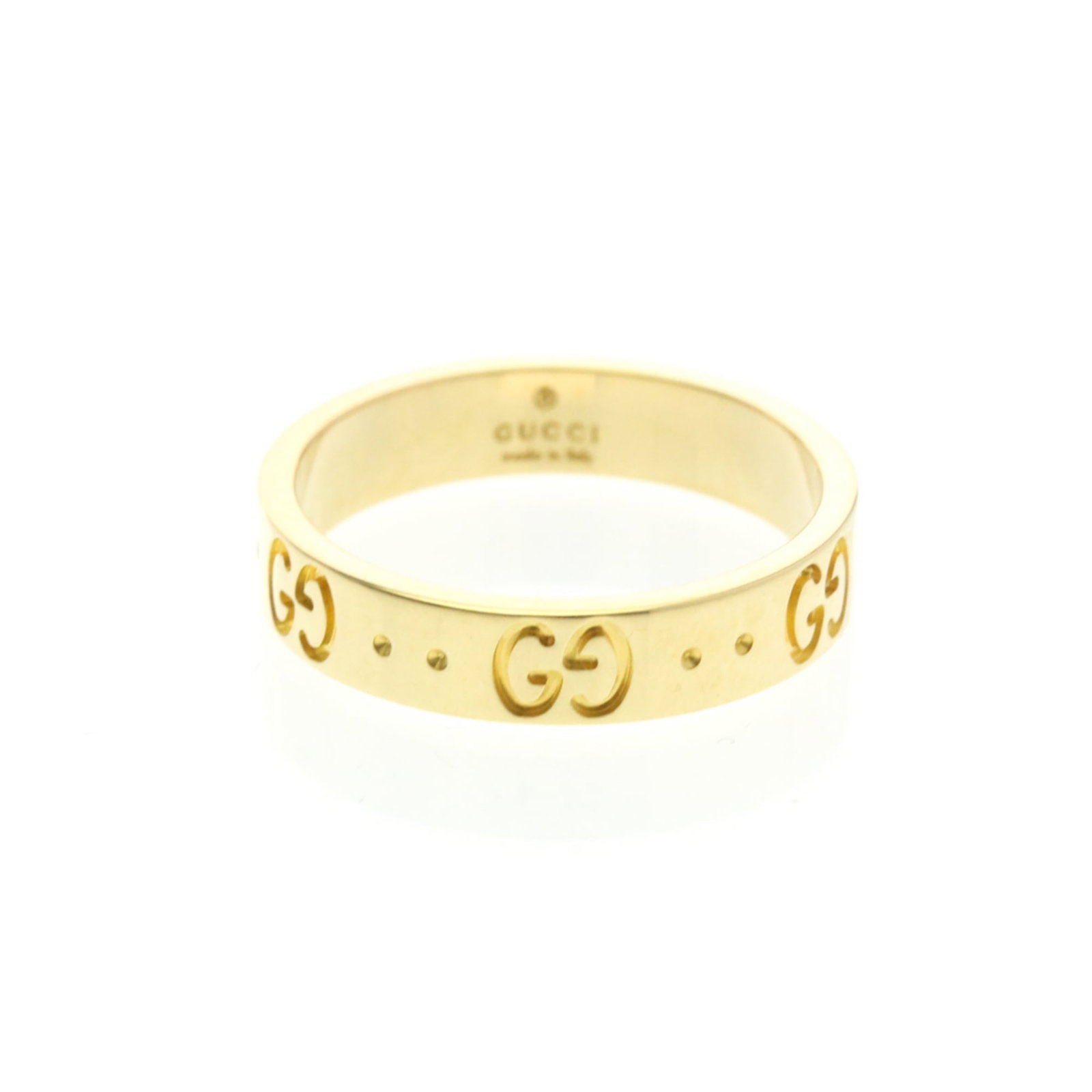Gucci is a yellow gold band ring.: Gucci is a yellow gold band ring. A sleek and stylish Gucci yellow gold band ring, this 18K gold piece boasts a slender 4.1mm width that adds a touch of sophistication to any outfit. With its subtle s