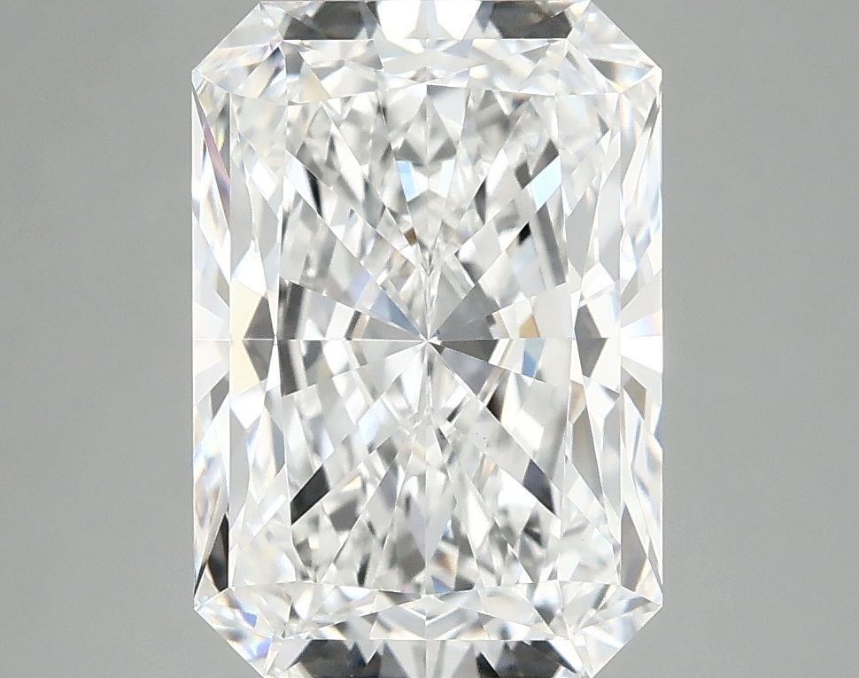 IGI Radiant 4.08ct E VVS2 - Loose Lab Diamond: IGI Radiant 4.08ct E VVS2 - Loose Lab Diamond This listing features IGI Radiant 4.08ct E VVS2 - Loose Lab Diamond. Item specifics are provided below. Item Specifics: Source: This Is A Real Diamond Gro