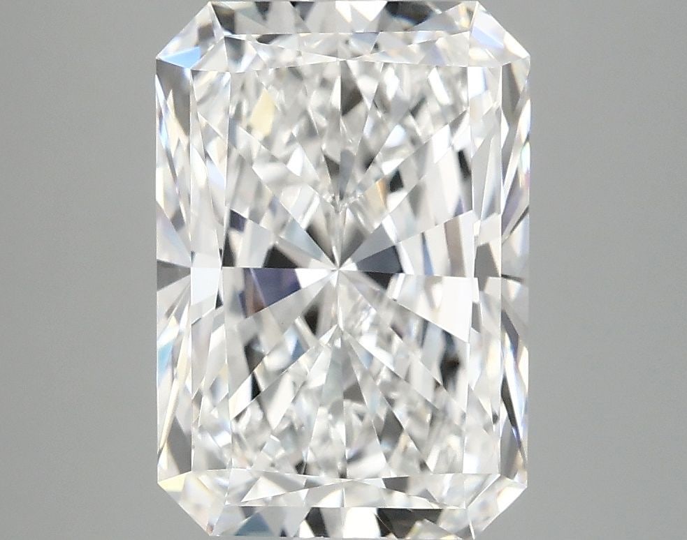 IGI Radiant 4.12ct E VVS2 - Loose Lab Diamond: IGI Radiant 4.12ct E VVS2 - Loose Lab Diamond This listing features IGI Radiant 4.12ct E VVS2 - Loose Lab Diamond. Item specifics are provided below. Item Specifics: Source: This Is A Real Diamond Gro