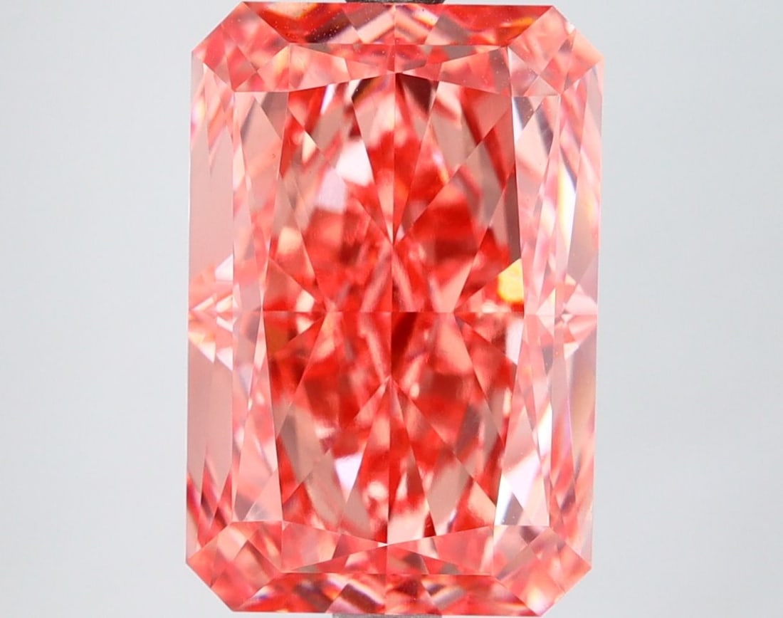 IGI Radiant 6.34ct Fancy Vivid Pink VVS2 - Loose Lab Diamond: IGI Radiant 6.34ct Fancy Vivid Pink VVS2 - Loose Lab Diamond This listing features IGI Radiant 6.34ct Fancy Vivid Pink VVS2 - Loose Lab Diamond. Item specifics are provided below. Item Specifics: Sour