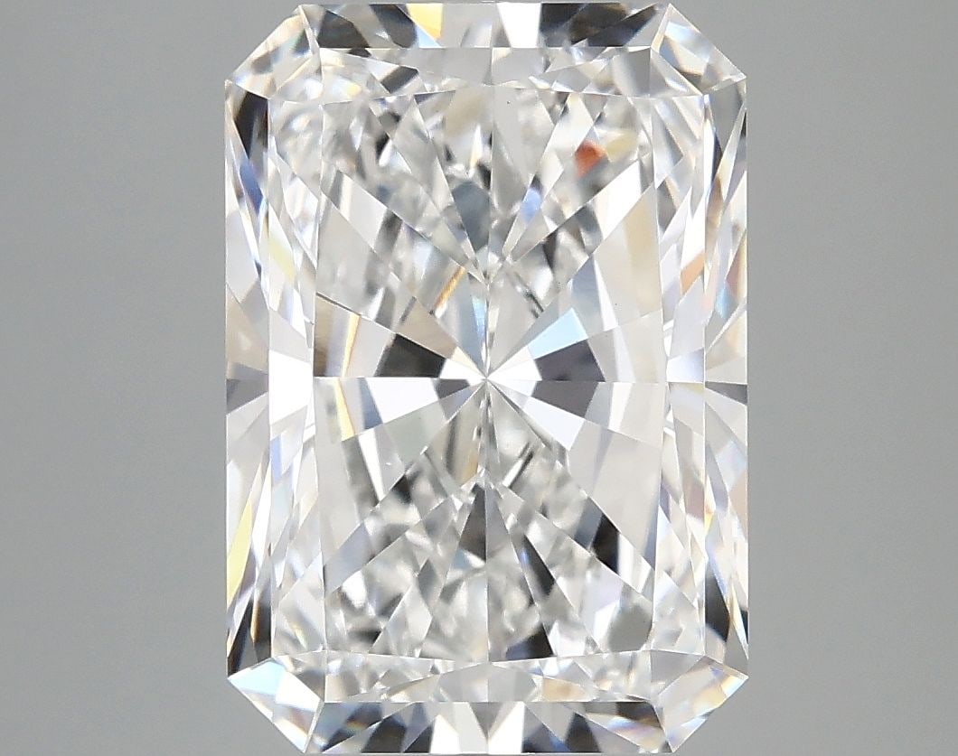 IGI Radiant 4.92ct E VVS2 - Loose Lab Diamond: IGI Radiant 4.92ct E VVS2 - Loose Lab Diamond This listing features IGI Radiant 4.92ct E VVS2 - Loose Lab Diamond. Item specifics are provided below. Item Specifics: Source: This Is A Real Diamond Gro
