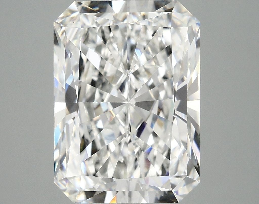 IGI Radiant 4.99ct E VVS2 - Loose Lab Diamond: IGI Radiant 4.99ct E VVS2 - Loose Lab Diamond This listing features IGI Radiant 4.99ct E VVS2 - Loose Lab Diamond. Item specifics are provided below. Item Specifics: Source: This Is A Real Diamond Gro