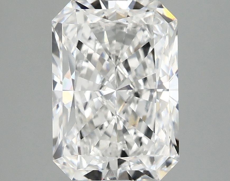 IGI Radiant 2.89ct E VVS2 - Loose Lab Diamond: IGI Radiant 2.89ct E VVS2 - Loose Lab Diamond This listing features IGI Radiant 2.89ct E VVS2 - Loose Lab Diamond. Item specifics are provided below. Item Specifics: Source: This Is A Real Diamond Gro