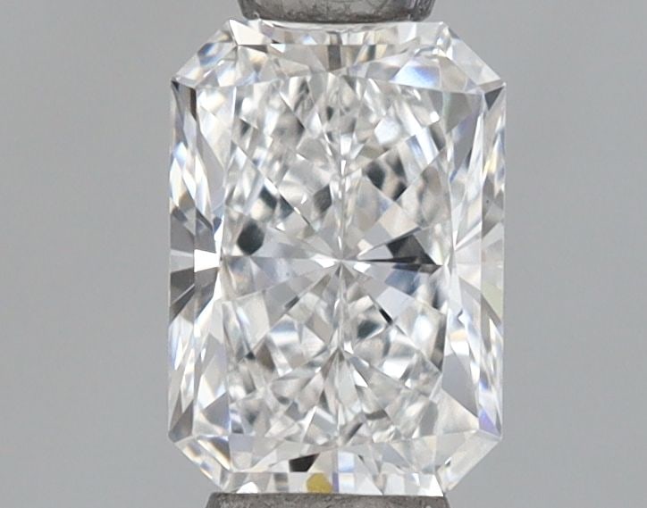 IGI Radiant 0.46ct E VVS2 - Loose Lab Diamond: IGI Radiant 0.46ct E VVS2 - Loose Lab Diamond This listing features IGI Radiant 0.46ct E VVS2 - Loose Lab Diamond. Item specifics are provided below. Item Specifics: Source: This Is A Real Diamond Gro