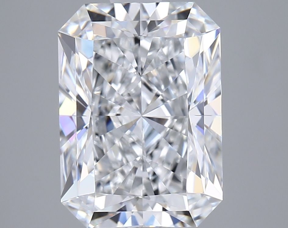 IGI Radiant 2.54ct E VVS1 - Loose Lab Diamond: IGI Radiant 2.54ct E VVS1 - Loose Lab Diamond This listing features IGI Radiant 2.54ct E VVS1 - Loose Lab Diamond. Item specifics are provided below. Item Specifics: Source: This Is A Real Diamond Gro