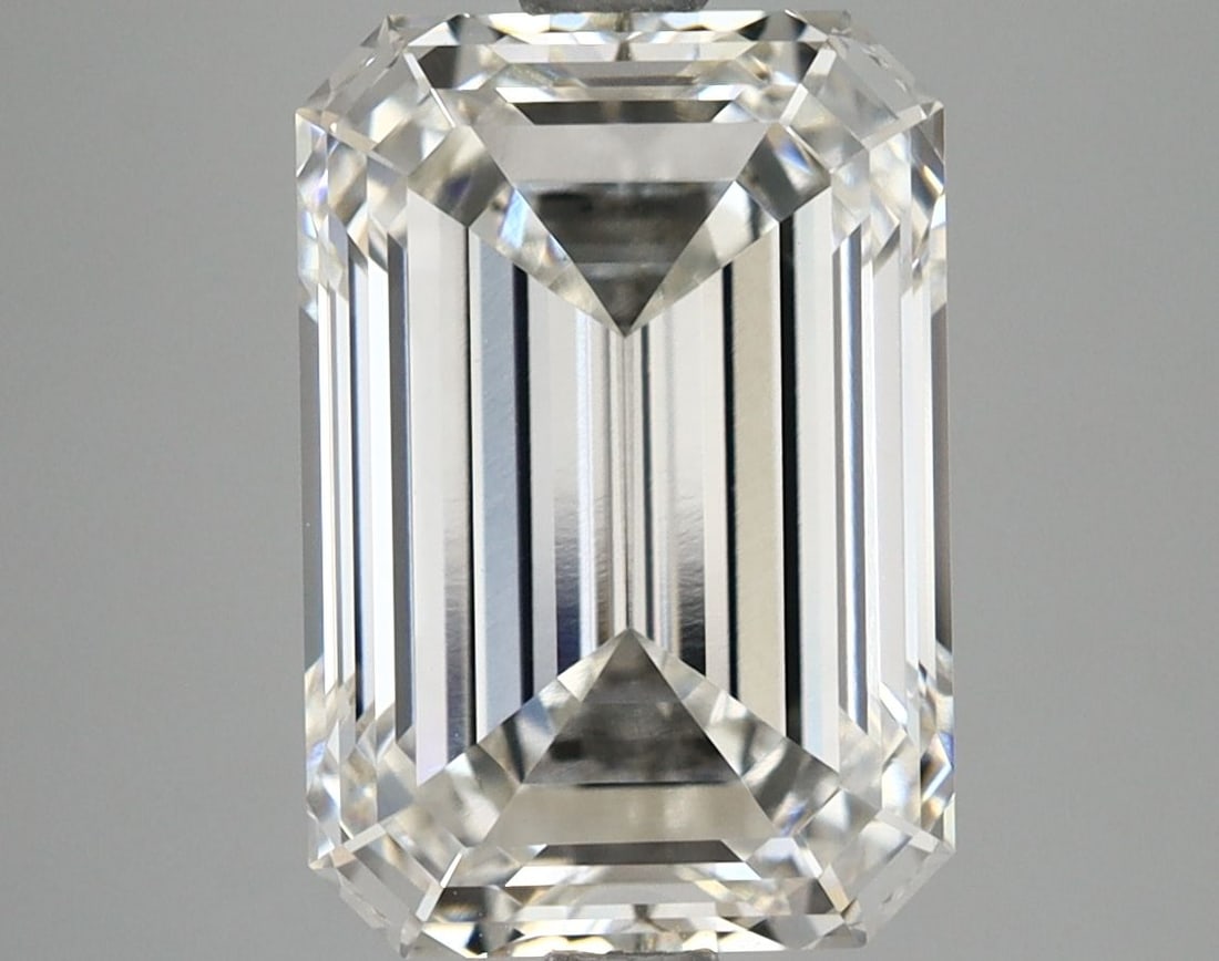 IGI Emerald 4.52ct G VVS2 - Loose Lab Diamond: IGI Emerald 4.52ct G VVS2 - Loose Lab Diamond This listing features IGI Emerald 4.52ct G VVS2 - Loose Lab Diamond. Item specifics are provided below. Item Specifics: Source: This Is A Real Diamond Gro