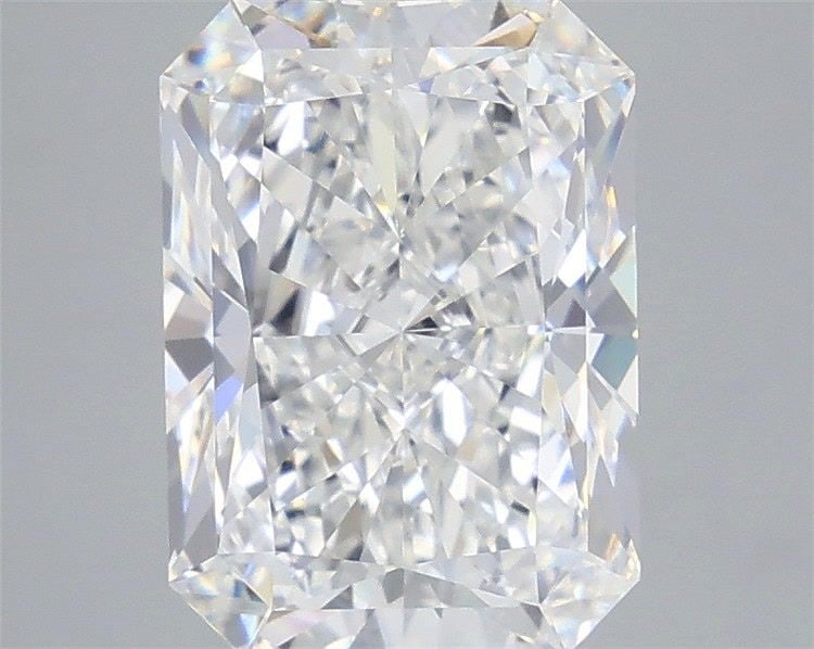IGI Radiant 4.6ct E VVS2 - Loose Lab Diamond: IGI Radiant 4.6ct E VVS2 - Loose Lab Diamond This listing features IGI Radiant 4.6ct E VVS2 - Loose Lab Diamond. Item specifics are provided below. Item Specifics: Source: This Is A Real Diamond Grown