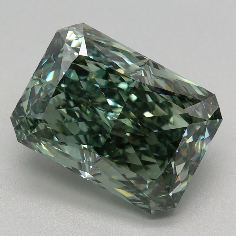 IGI Radiant 2.74ct Fancy Vivid Green VVS2 - Loose Lab Diamond: IGI Radiant 2.74ct Fancy Vivid Green VVS2 - Loose Lab Diamond This listing features IGI Radiant 2.74ct Fancy Vivid Green VVS2 - Loose Lab Diamond. Item specifics are provided below. Item Specifics: So