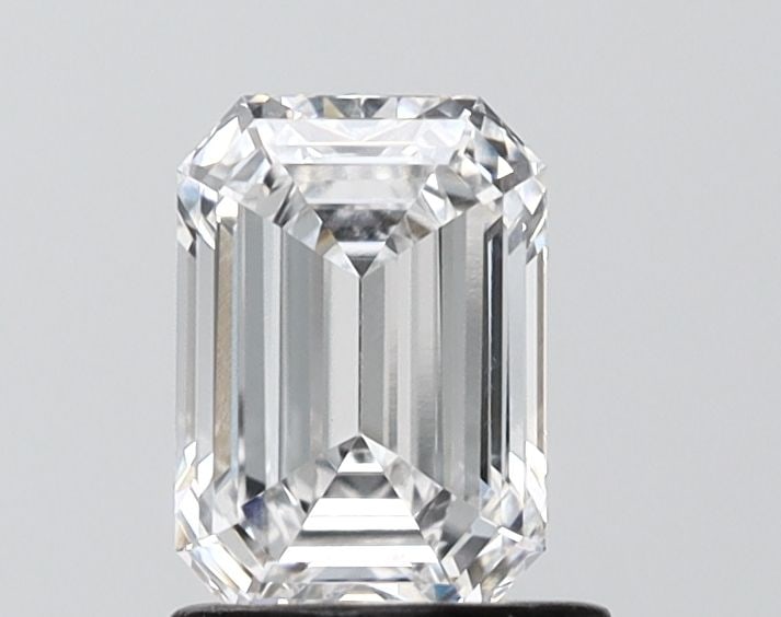 IGI Emerald 1.05ct D VVS1 - Loose Lab Diamond: IGI Emerald 1.05ct D VVS1 - Loose Lab Diamond This listing features IGI Emerald 1.05ct D VVS1 - Loose Lab Diamond. Item specifics are provided below. Item Specifics: Source: This Is A Real Diamond Gro