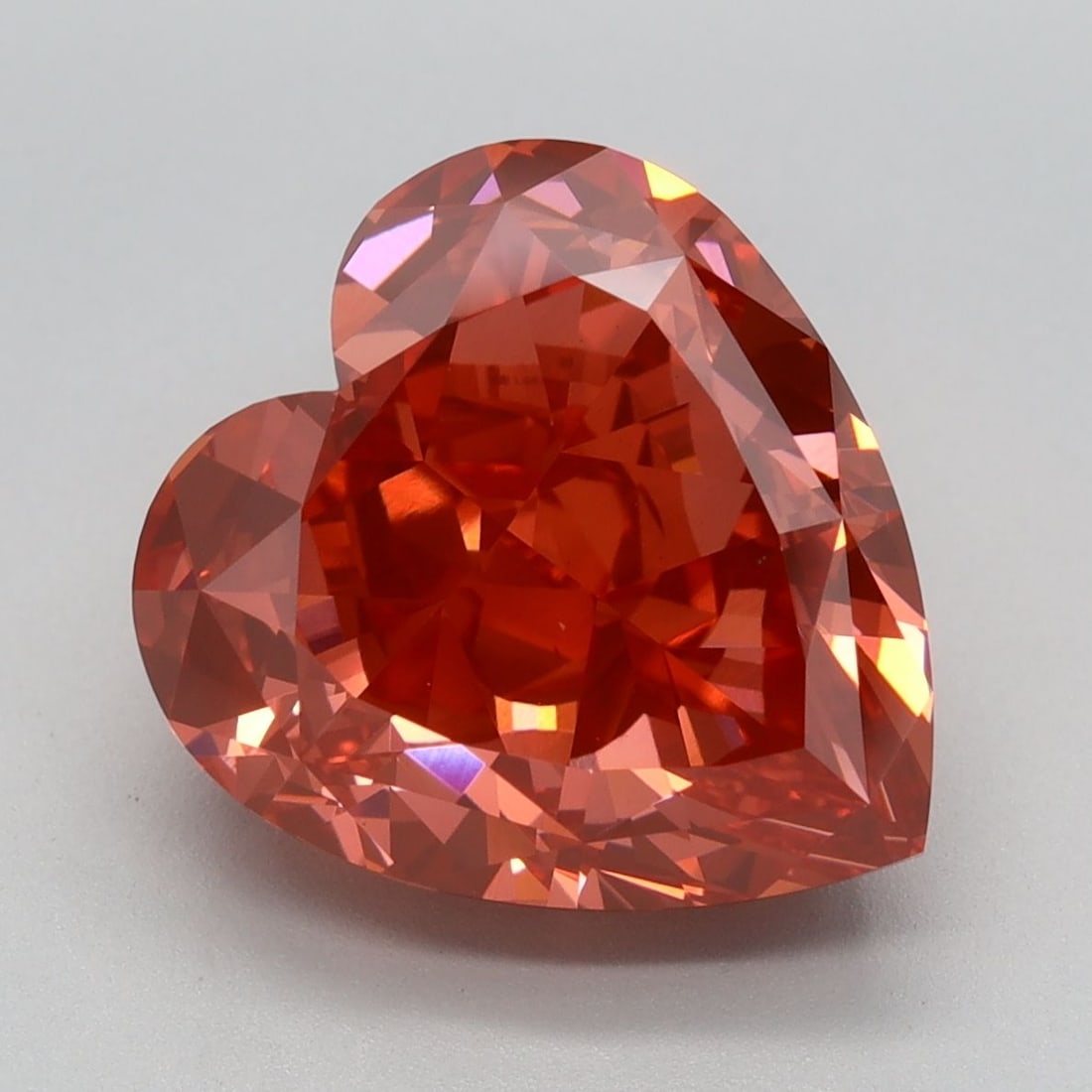 IGI Heart 6.22ct Fancy Vivid Pink VVS2 - Loose Lab Diamond: IGI Heart 6.22ct Fancy Vivid Pink VVS2 - Loose Lab Diamond This listing features IGI Heart 6.22ct Fancy Vivid Pink VVS2 - Loose Lab Diamond. Item specifics are provided below. Item Specifics: Source: 