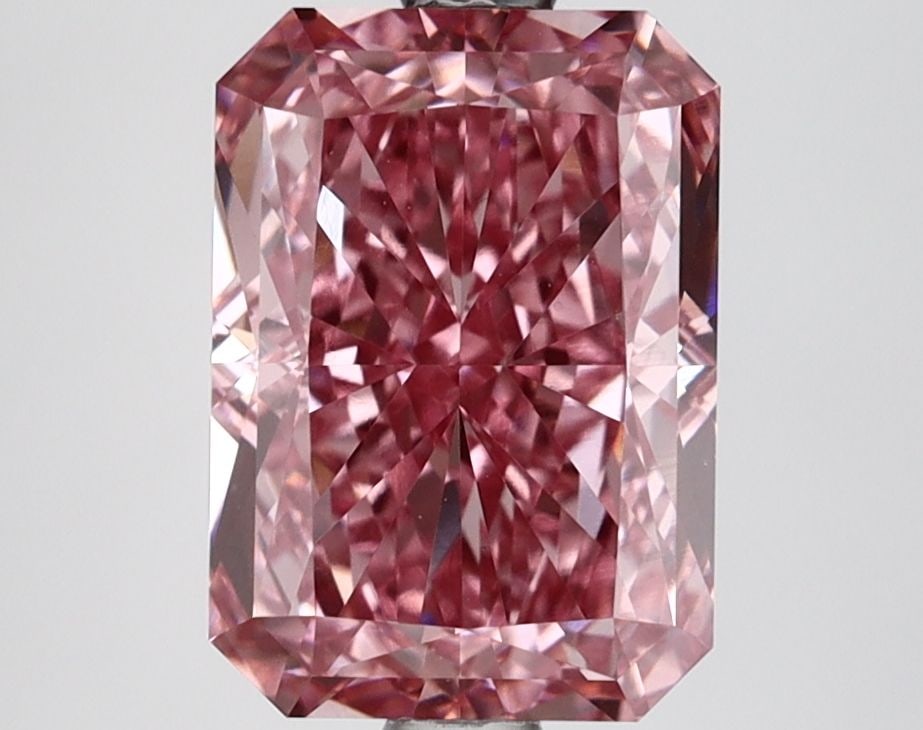 IGI Radiant 3.15ct Fancy Vivid Pink VVS2 - Loose Lab Diamond: IGI Radiant 3.15ct Fancy Vivid Pink VVS2 - Loose Lab Diamond This listing features IGI Radiant 3.15ct Fancy Vivid Pink VVS2 - Loose Lab Diamond. Item specifics are provided below. Item Specifics: Sour