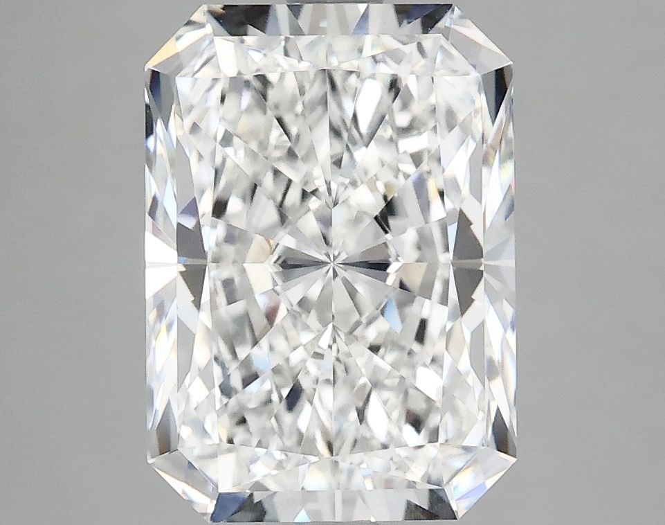 IGI Radiant 4.08ct E VVS2 - Loose Lab Diamond: IGI Radiant 4.08ct E VVS2 - Loose Lab Diamond This listing features IGI Radiant 4.08ct E VVS2 - Loose Lab Diamond. Item specifics are provided below. Item Specifics: Source: This Is A Real Diamond Gro