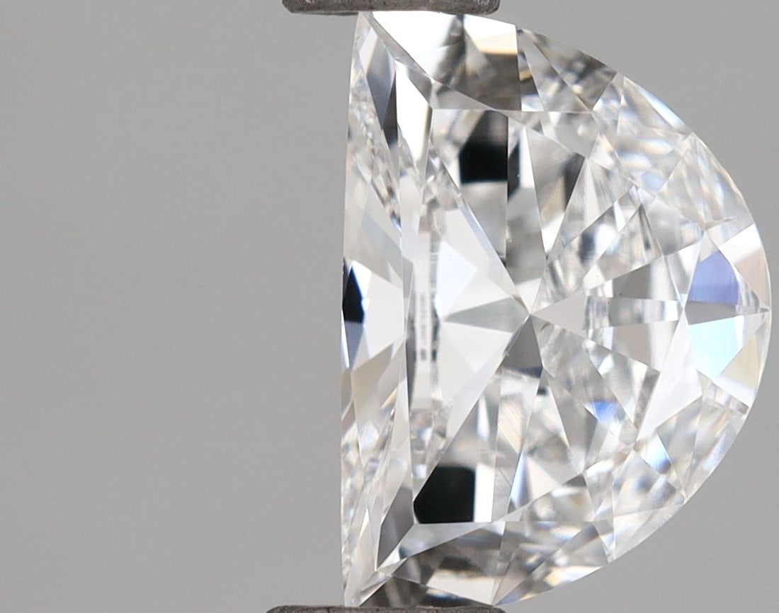 IGI Half Moon 0.82ct E VVS2 - Loose Lab Diamond: IGI Half Moon 0.82ct E VVS2 - Loose Lab Diamond This listing features IGI Half Moon 0.82ct E VVS2 - Loose Lab Diamond. Item specifics are provided below. Item Specifics: Source: This Is A Real Diamond