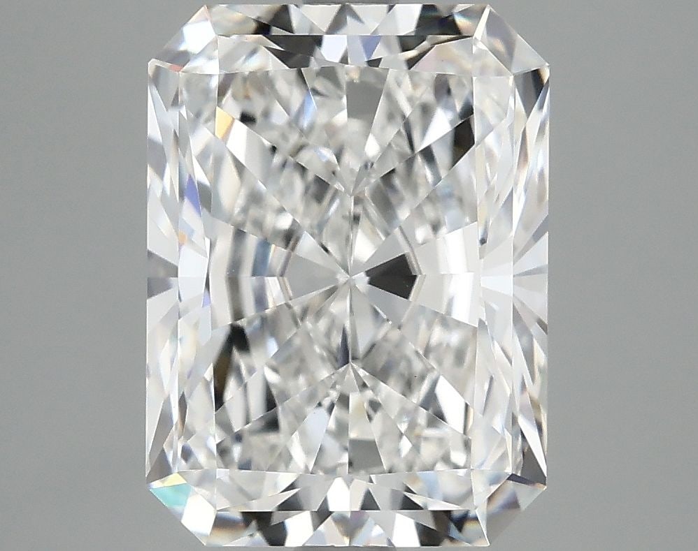 IGI Radiant 4.14ct E VVS2 - Loose Lab Diamond: IGI Radiant 4.14ct E VVS2 - Loose Lab Diamond This listing features IGI Radiant 4.14ct E VVS2 - Loose Lab Diamond. Item specifics are provided below. Item Specifics: Source: This Is A Real Diamond Gro