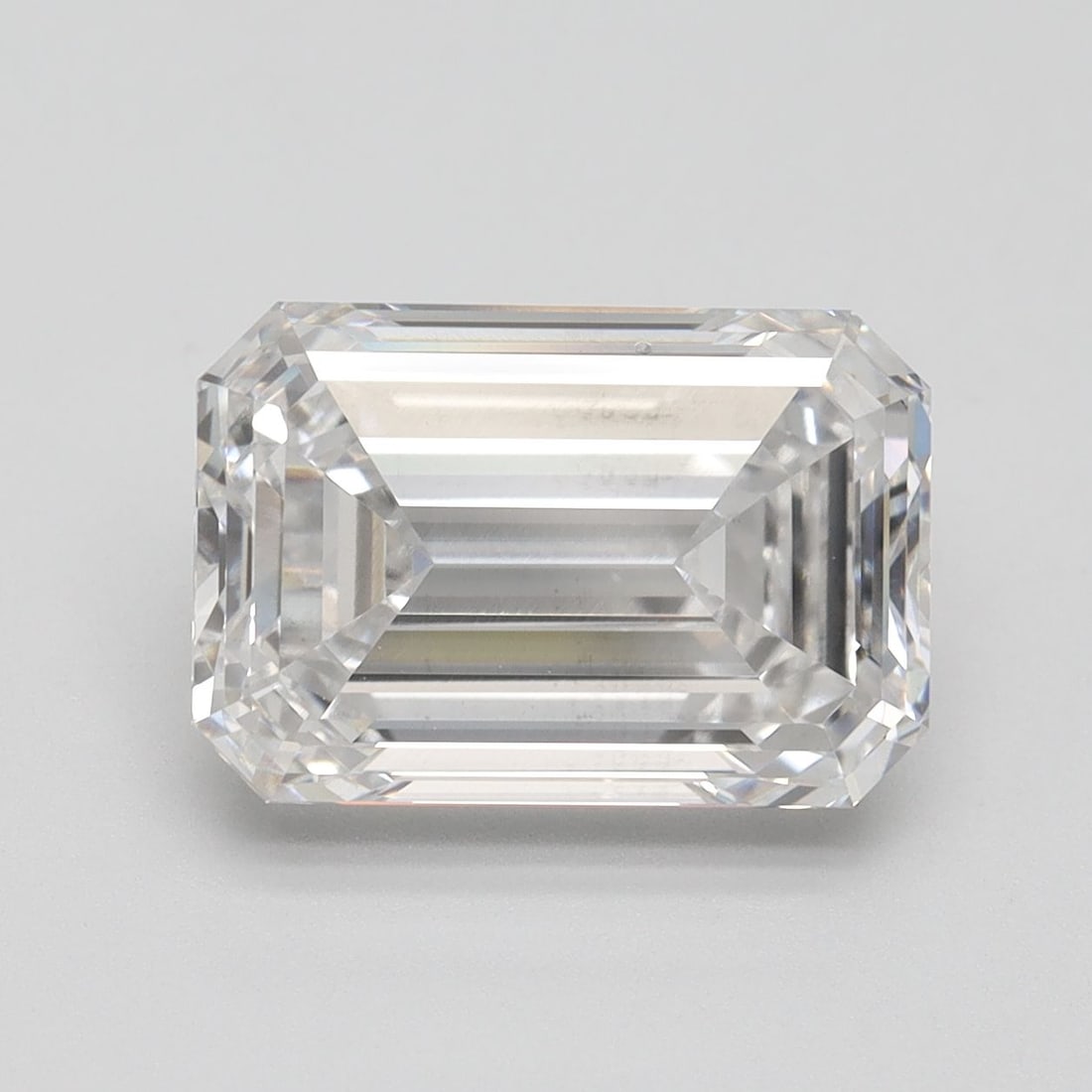 IGI Emerald 4.7ct E VVS2 - Loose Lab Diamond: IGI Emerald 4.7ct E VVS2 - Loose Lab Diamond This listing features IGI Emerald 4.7ct E VVS2 - Loose Lab Diamond. Item specifics are provided below. Item Specifics: Source: This Is A Real Diamond Grown