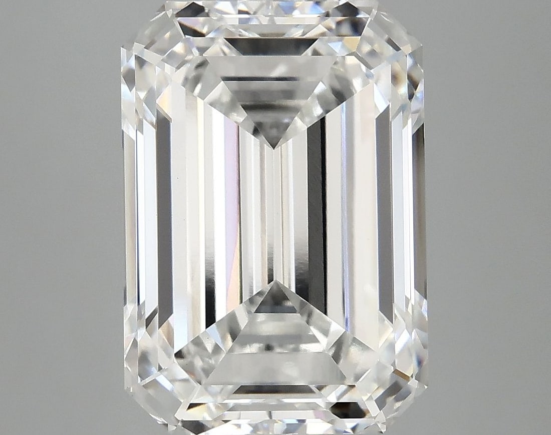 IGI Emerald 7.17ct F VVS2 - Loose Lab Diamond: IGI Emerald 7.17ct F VVS2 - Loose Lab Diamond This listing features IGI Emerald 7.17ct F VVS2 - Loose Lab Diamond. Item specifics are provided below. Item Specifics: Source: This Is A Real Diamond Gro