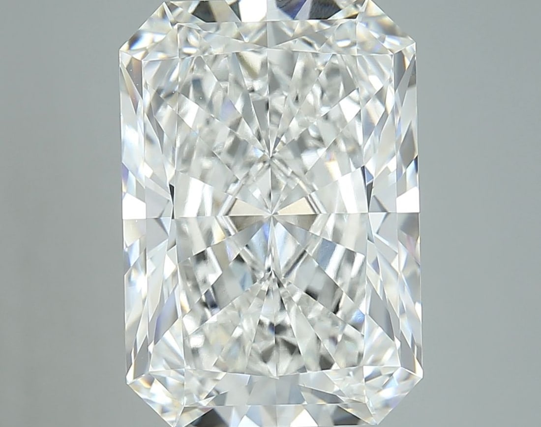 IGI Radiant 9.08ct F VVS2 - Loose Lab Diamond: IGI Radiant 9.08ct F VVS2 - Loose Lab Diamond This listing features IGI Radiant 9.08ct F VVS2 - Loose Lab Diamond. Item specifics are provided below. Item Specifics: Source: This Is A Real Diamond Gro