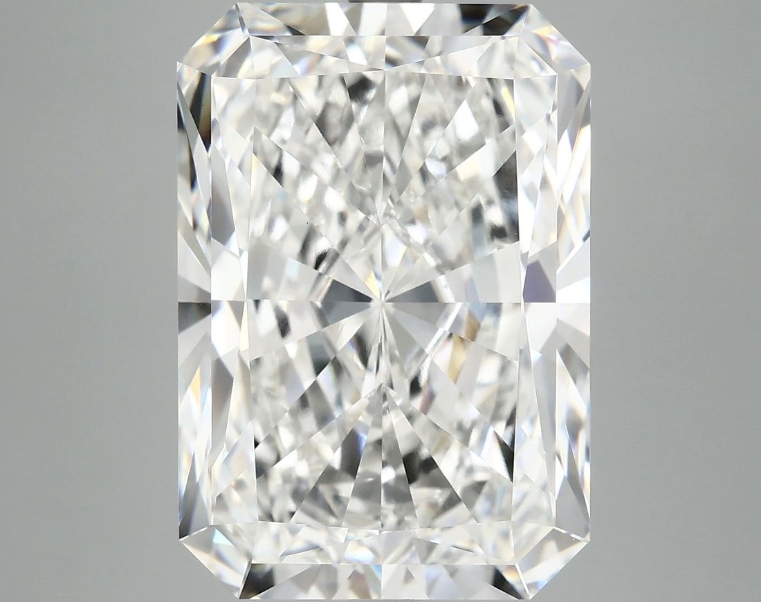 IGI Radiant 10.37ct F VVS2 - Loose Lab Diamond: IGI Radiant 10.37ct F VVS2 - Loose Lab Diamond This listing features IGI Radiant 10.37ct F VVS2 - Loose Lab Diamond. Item specifics are provided below. Item Specifics: Source: This Is A Real Diamond G