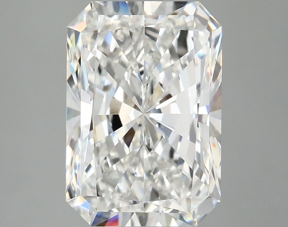 IGI Radiant 3.88ct E VVS2 - Loose Lab Diamond: IGI Radiant 3.88ct E VVS2 - Loose Lab Diamond This listing features IGI Radiant 3.88ct E VVS2 - Loose Lab Diamond. Item specifics are provided below. Item Specifics: Source: This Is A Real Diamond Gro