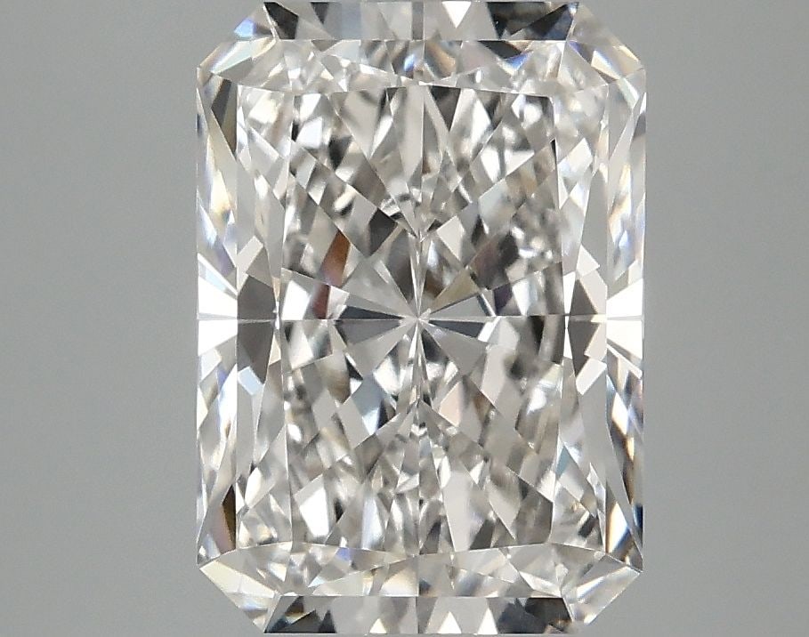 IGI Radiant 3.1ct G VVS2 - Loose Lab Diamond: IGI Radiant 3.1ct G VVS2 - Loose Lab Diamond This listing features IGI Radiant 3.1ct G VVS2 - Loose Lab Diamond. Item specifics are provided below. Item Specifics: Source: This Is A Real Diamond Grown