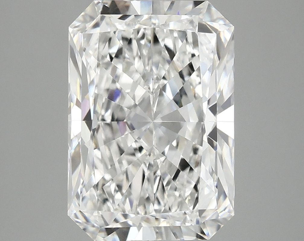 IGI Radiant 4.08ct E VVS2 - Loose Lab Diamond: IGI Radiant 4.08ct E VVS2 - Loose Lab Diamond This listing features IGI Radiant 4.08ct E VVS2 - Loose Lab Diamond. Item specifics are provided below. Item Specifics: Source: This Is A Real Diamond Gro
