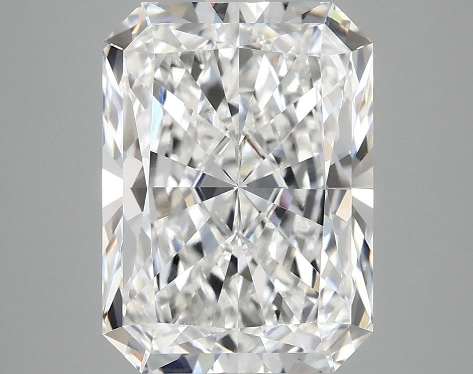 IGI Radiant 4.05ct E VVS2 - Loose Lab Diamond: IGI Radiant 4.05ct E VVS2 - Loose Lab Diamond This listing features IGI Radiant 4.05ct E VVS2 - Loose Lab Diamond. Item specifics are provided below. Item Specifics: Source: This Is A Real Diamond Gro