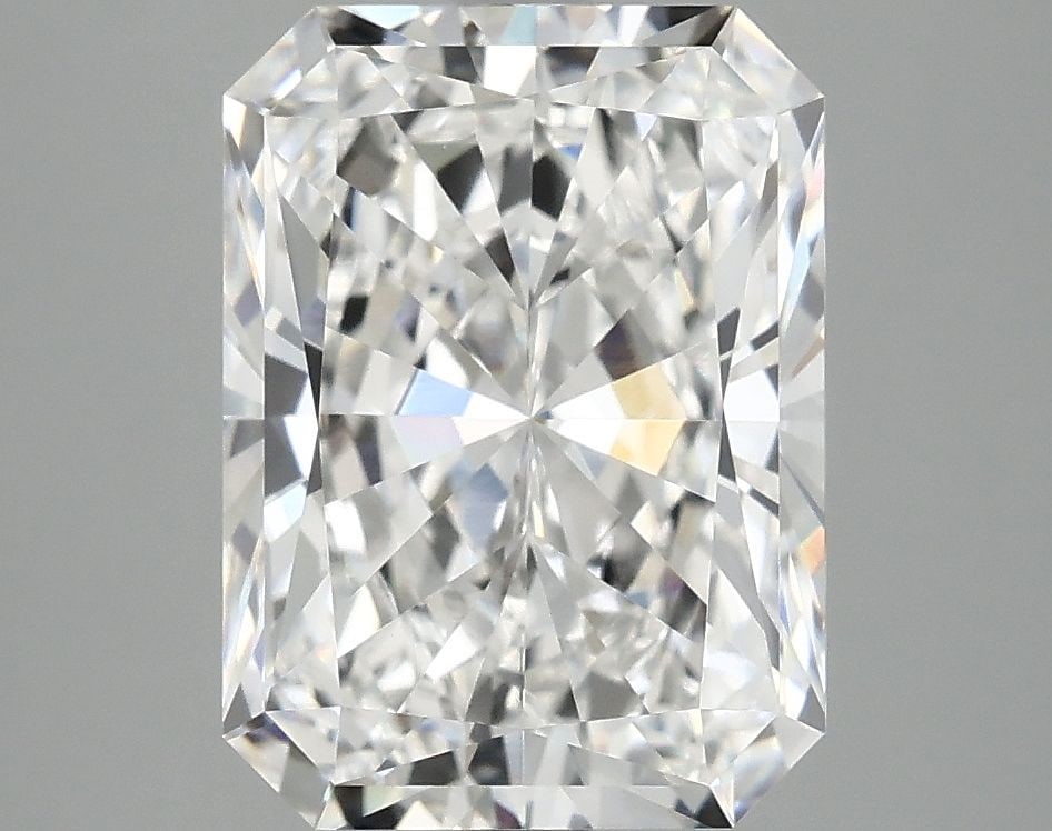 IGI Radiant 4.08ct E VVS2 - Loose Lab Diamond: IGI Radiant 4.08ct E VVS2 - Loose Lab Diamond This listing features IGI Radiant 4.08ct E VVS2 - Loose Lab Diamond. Item specifics are provided below. Item Specifics: Source: This Is A Real Diamond Gro